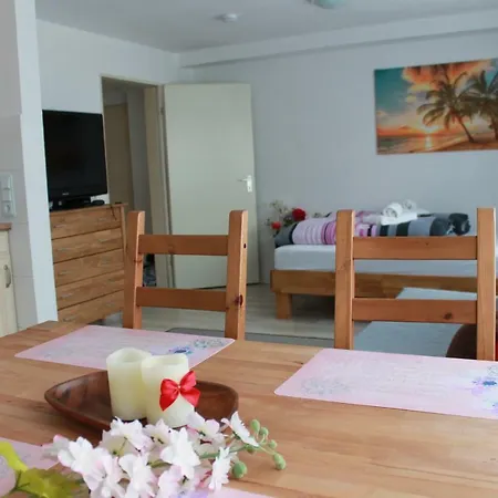 Ferienwohnung Studiowohnung Maronra Apartment *